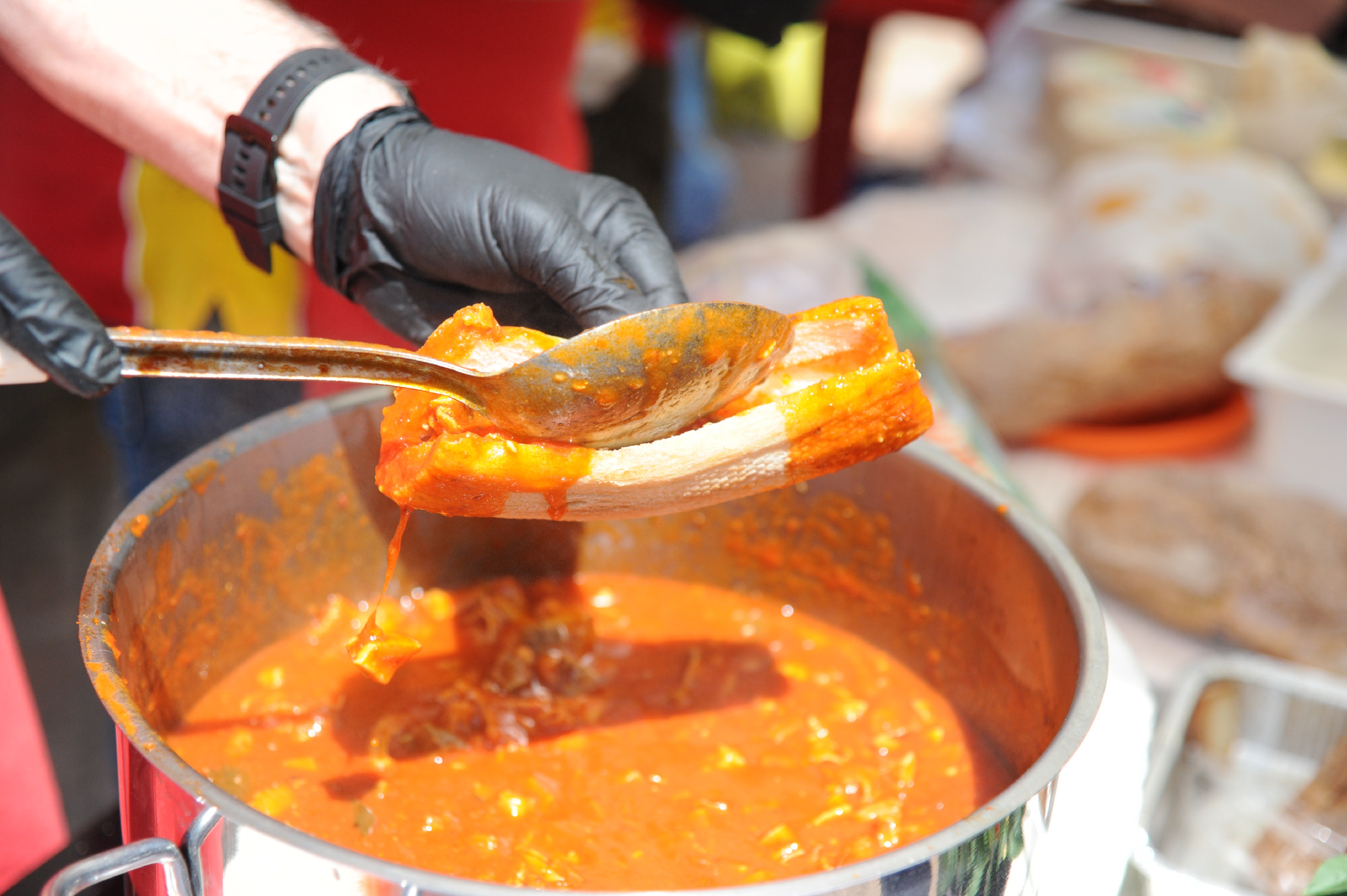 Morzello servito con la pitta a Catanzaro.