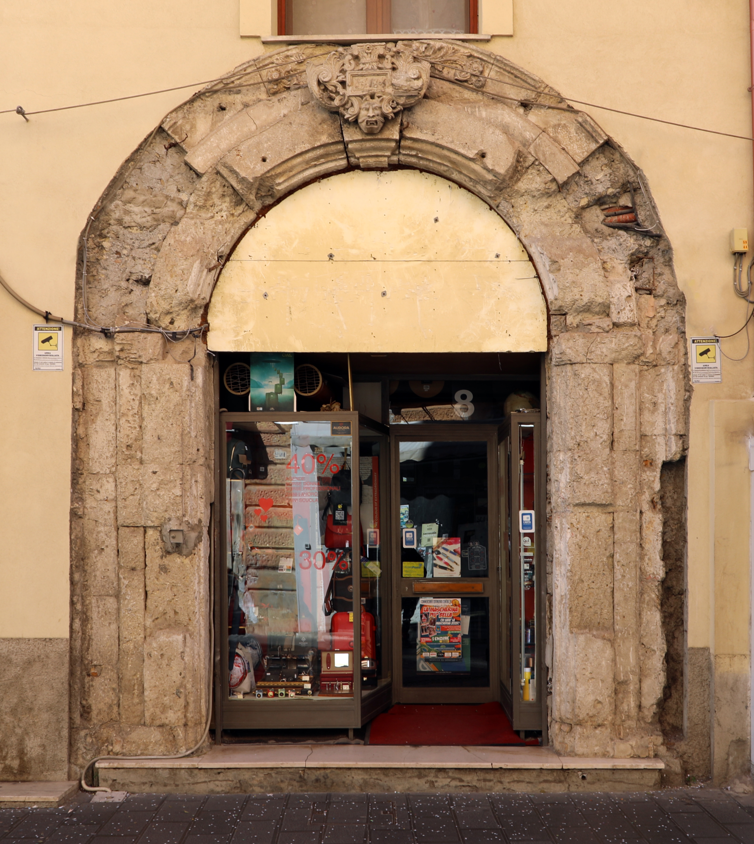 Palazzo storico su Corso Mazzini a Catanzaro.